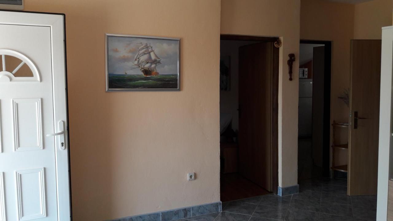Apartment Ana Горни-Карин Экстерьер фото