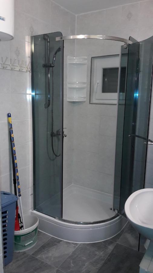 Apartment Ana Горни-Карин Экстерьер фото